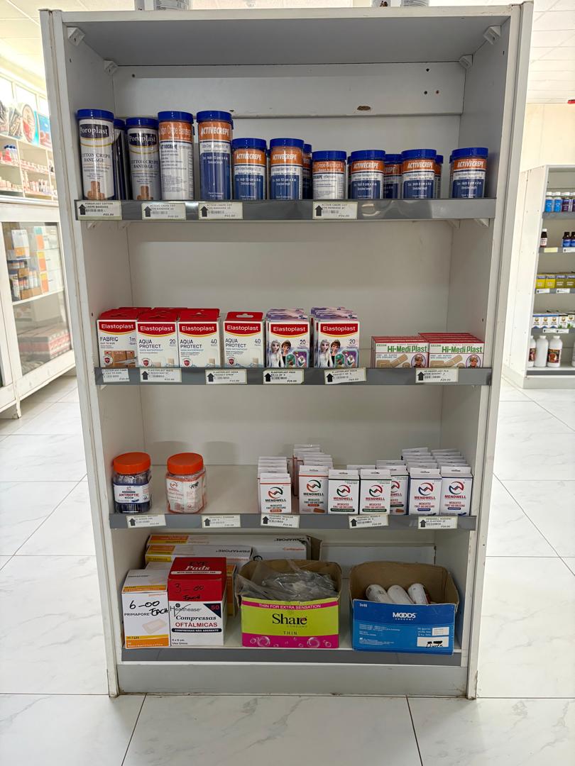 Wound care and first aid shelf